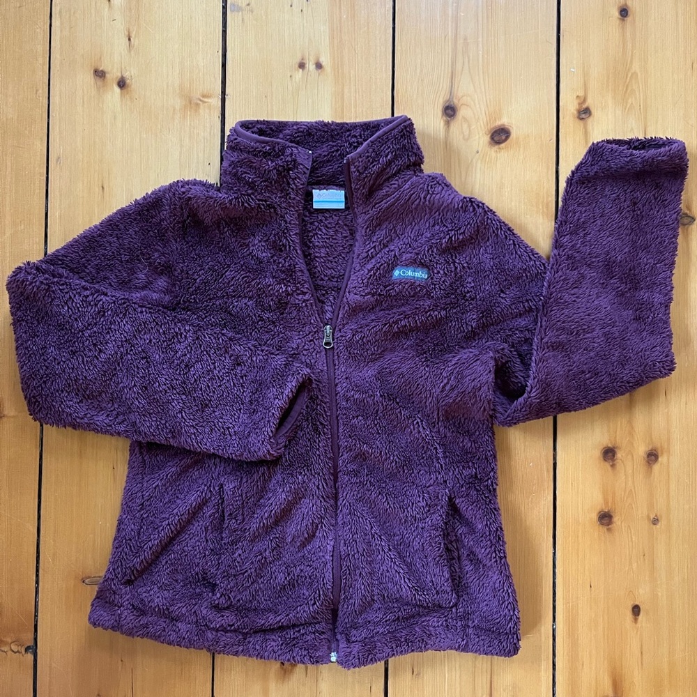 Columbia Zip-up Fuzzy Jacket in Maroon